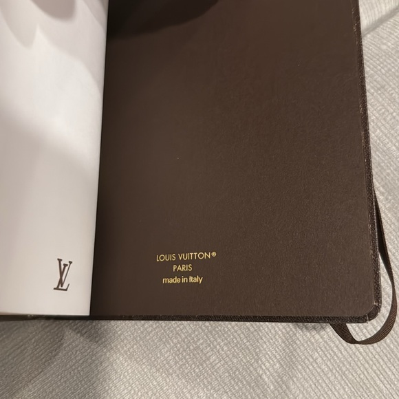 Louis Vuitton Christmas Animation Jane Notebook Candy Factory - Picture 7 of 8